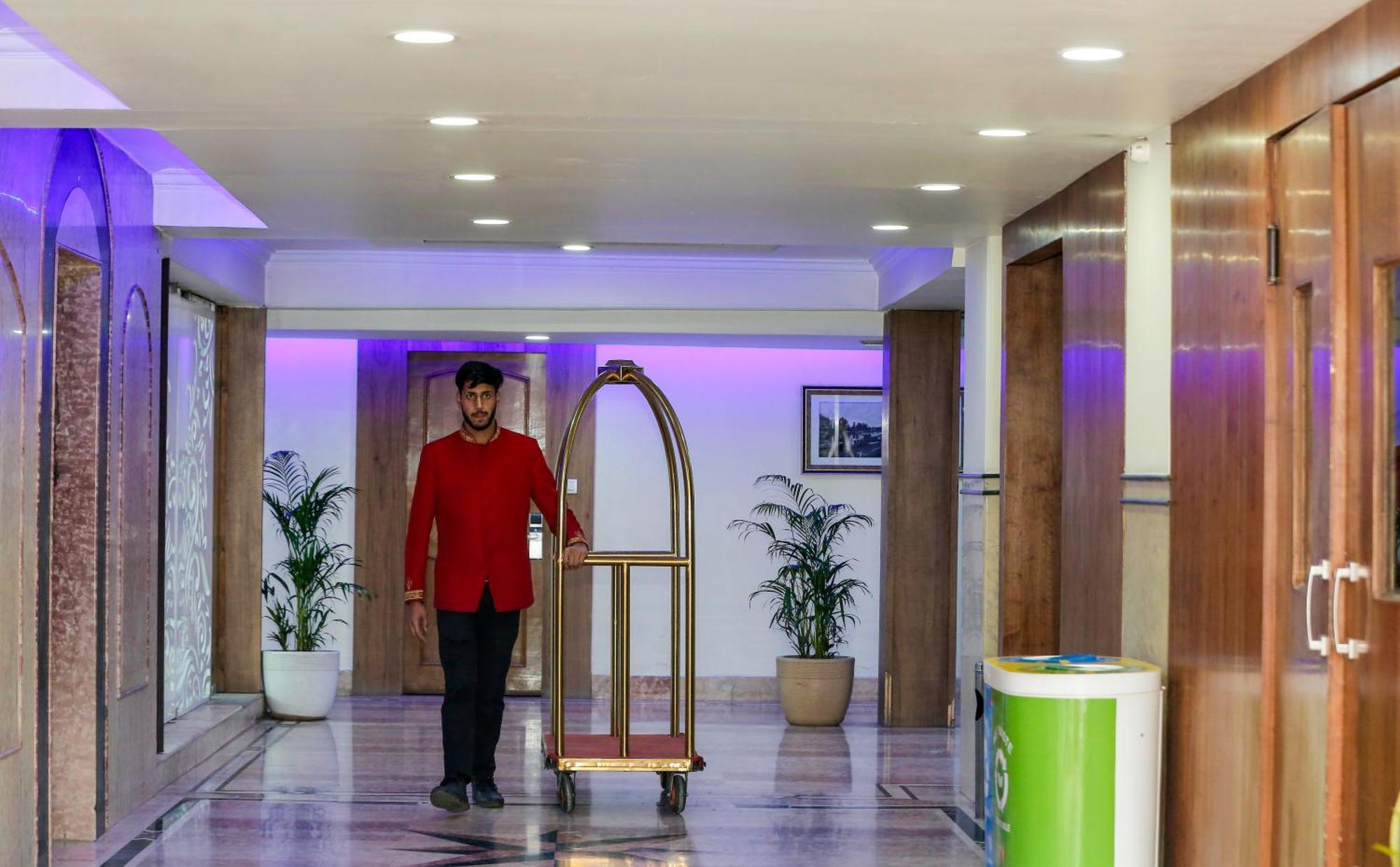 Hotel The Residency Srinagar מראה חיצוני תמונה