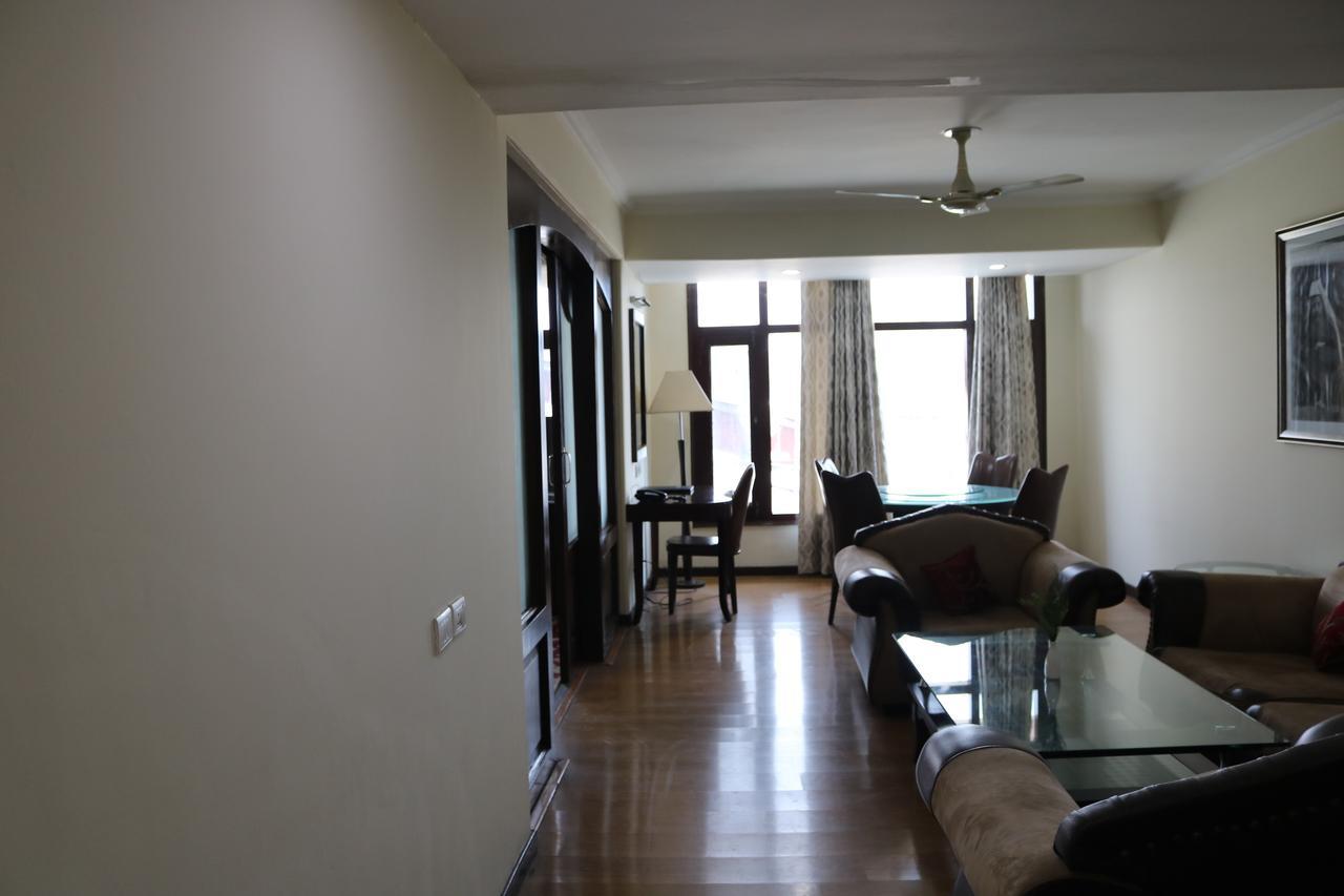 Hotel The Residency Srinagar מראה חיצוני תמונה